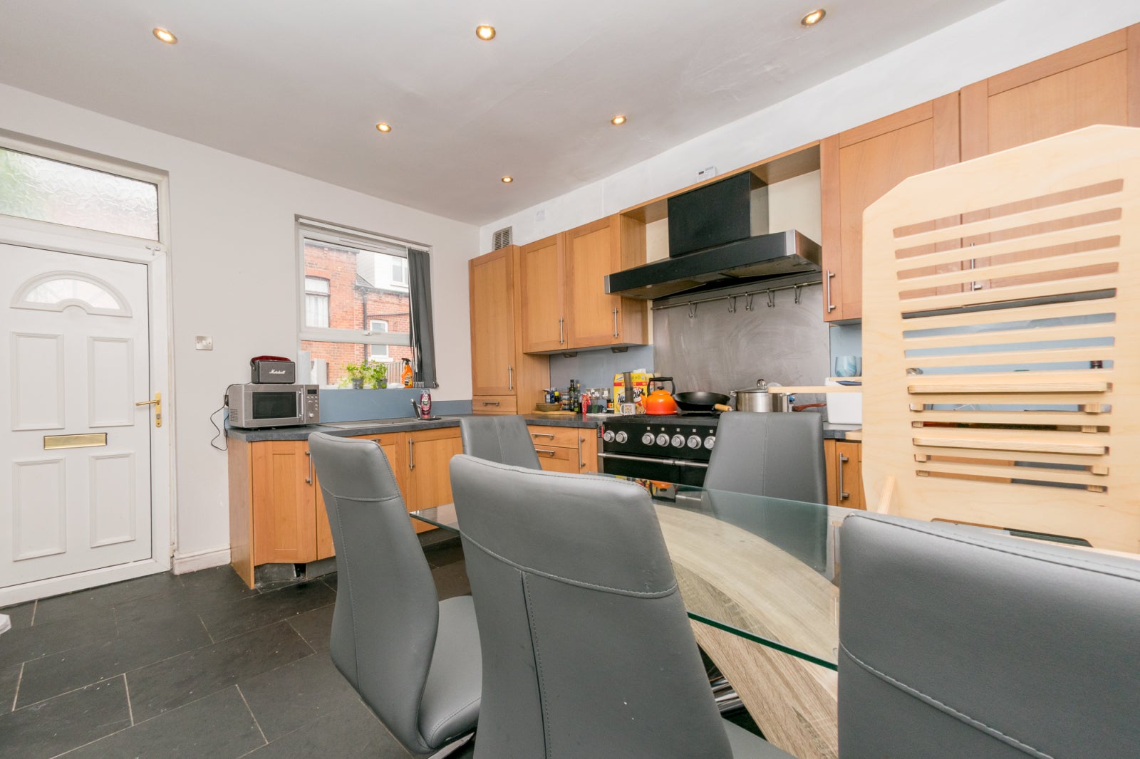 Flat Back Pasture Grove in Leeds