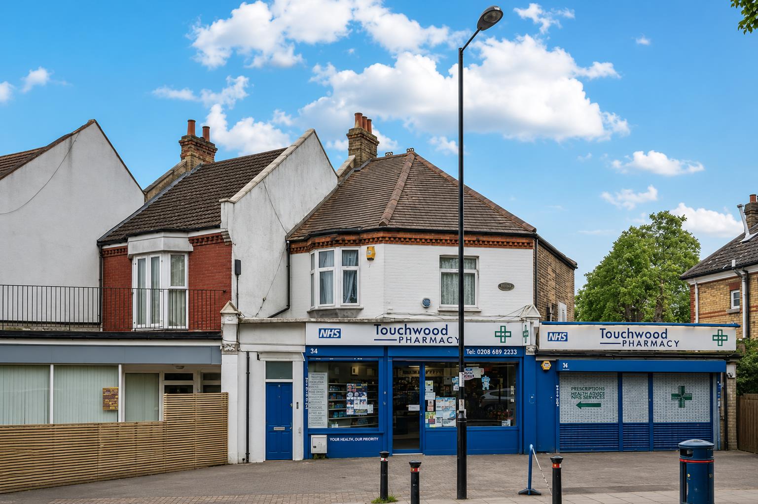 Flat Woolstone Road in Greater London
