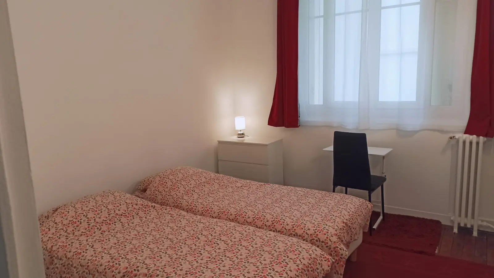 Flat Avenue Achille Peretti in Neuilly-sur-Seine