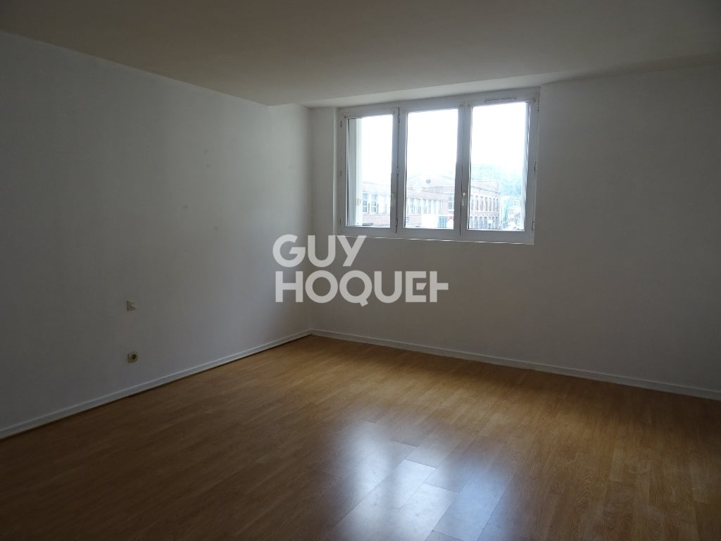 Flat Rue Auguste Houzeau in Elbeuf