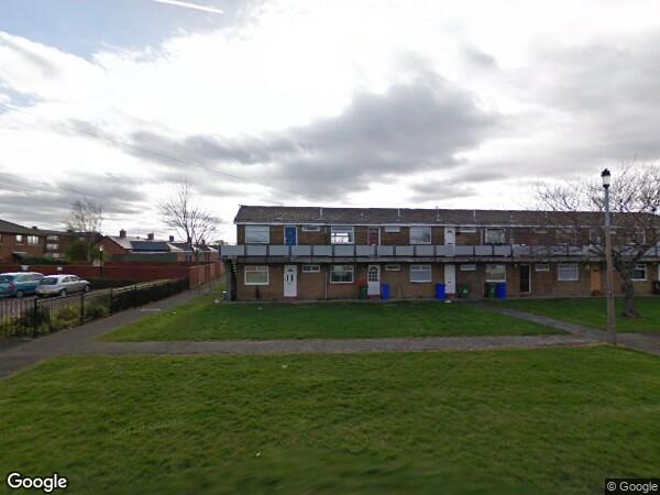 Flat Holystone Avenue in Newsham