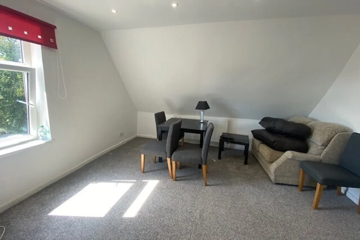Flat Northcote Lane in Cardiff