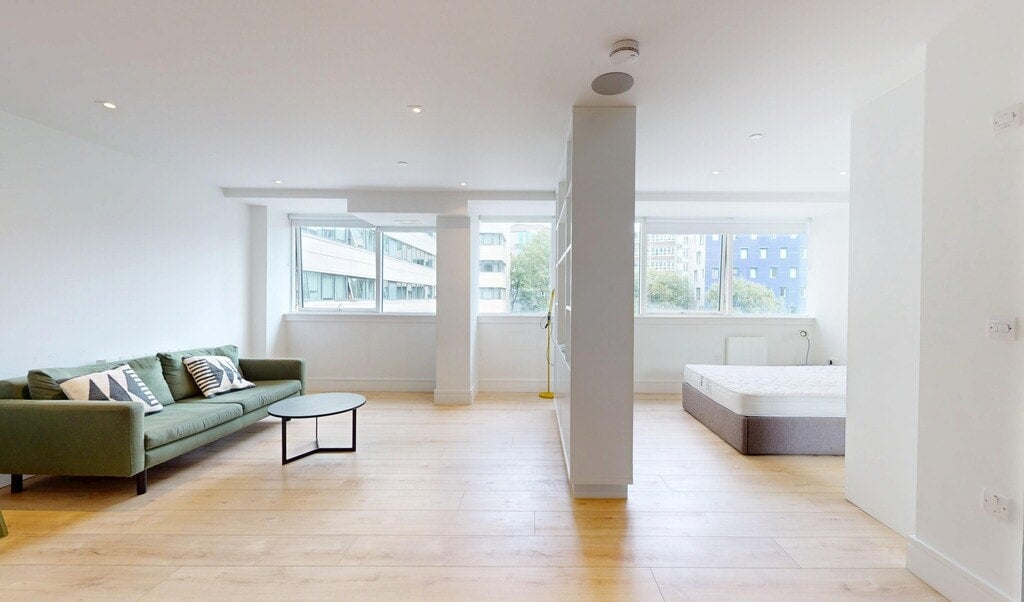 Flat Humphry Repton Lane in Greater London