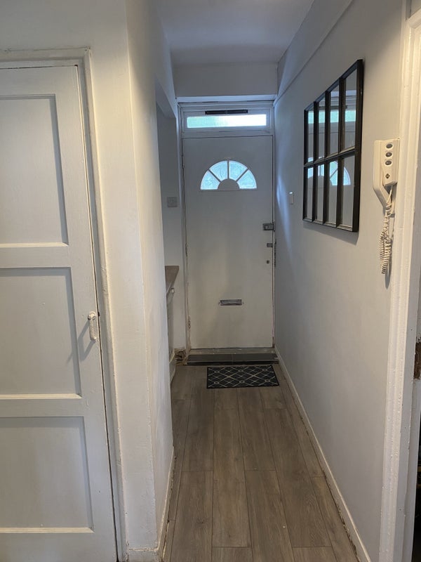 Room Ellen Street in Greater London