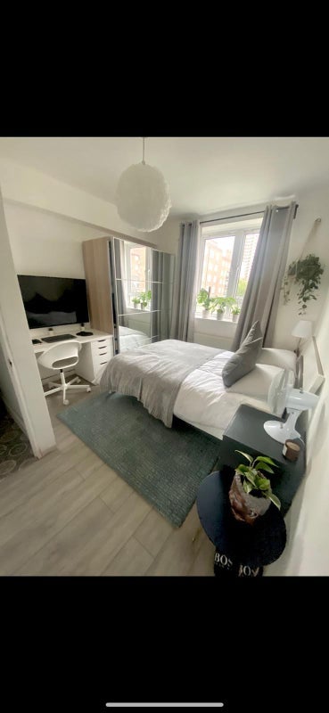 Room Ellen Street in Greater London