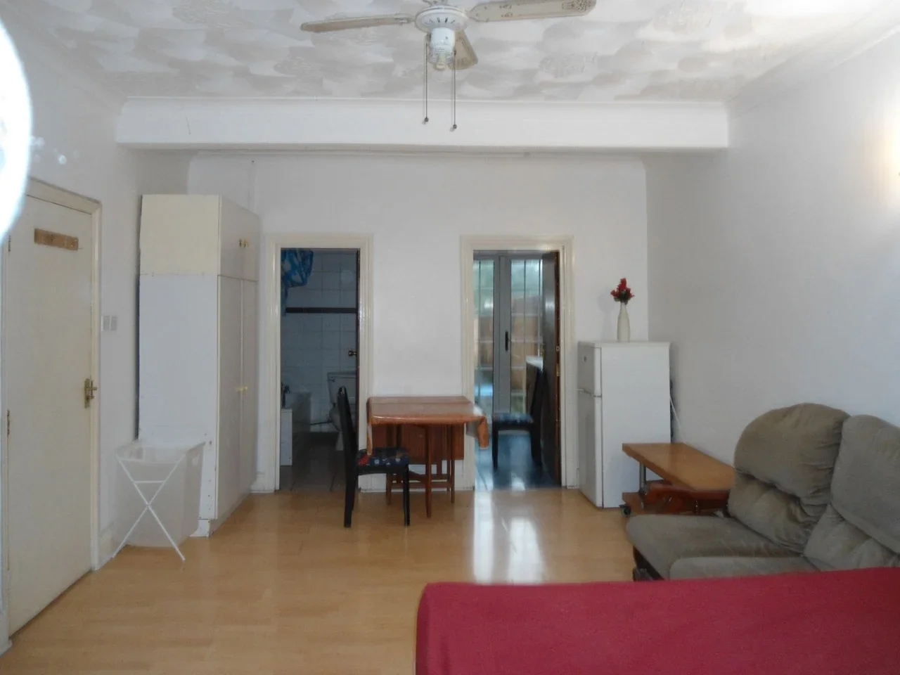 Flat Denbigh Road in Greater London