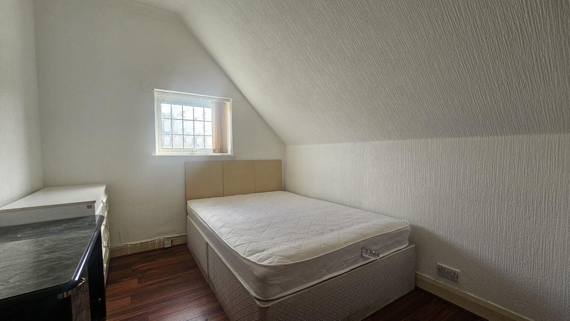 Flat The Glen in Greater London