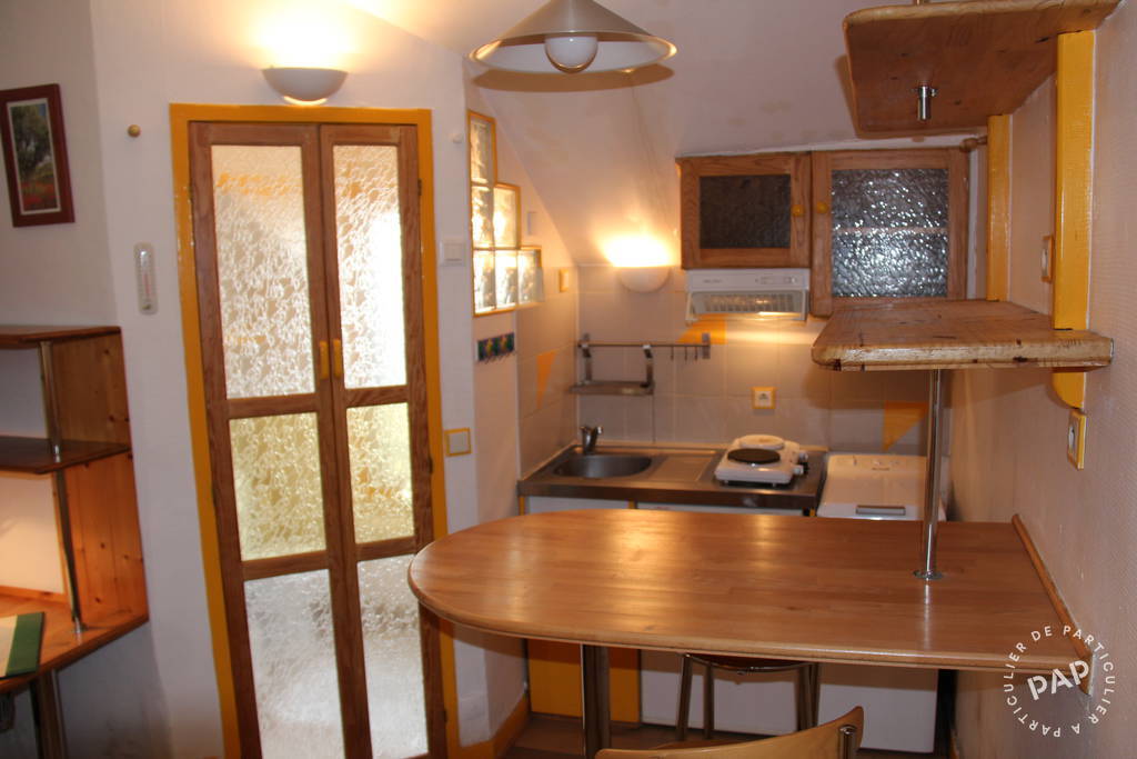 Room Rue des Saints-Pères in Melun