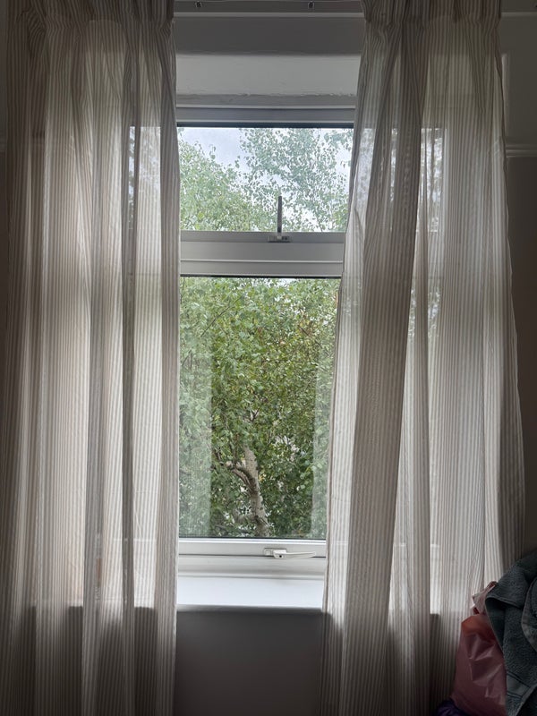 Room Dales Park Drive in Salford