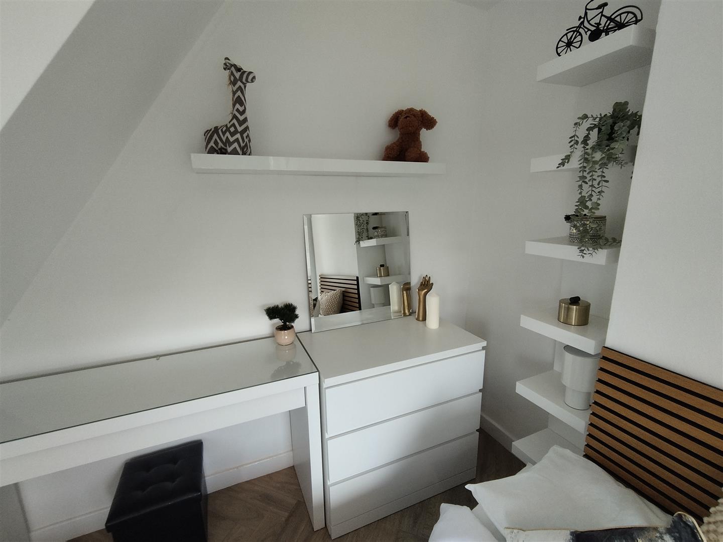 Room Priestsic Road in Ashfield