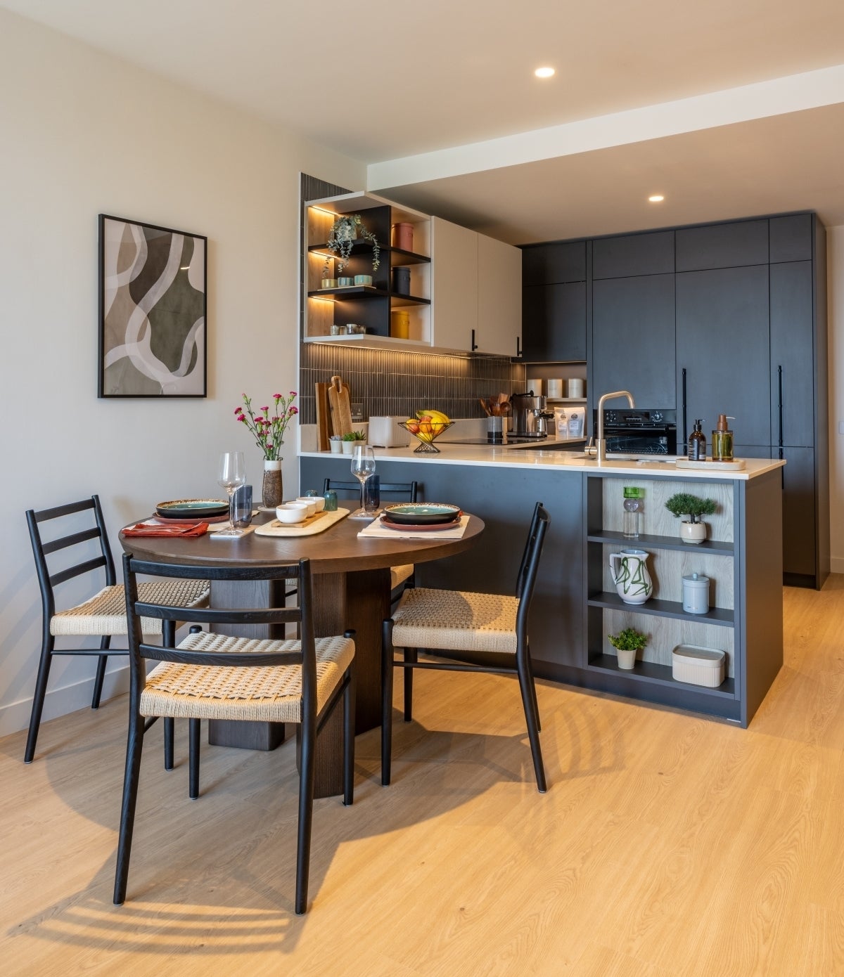 Flat Daneland Walk in Greater London