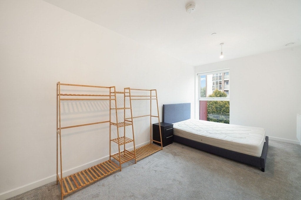 Flat East Acton Lane in Greater London