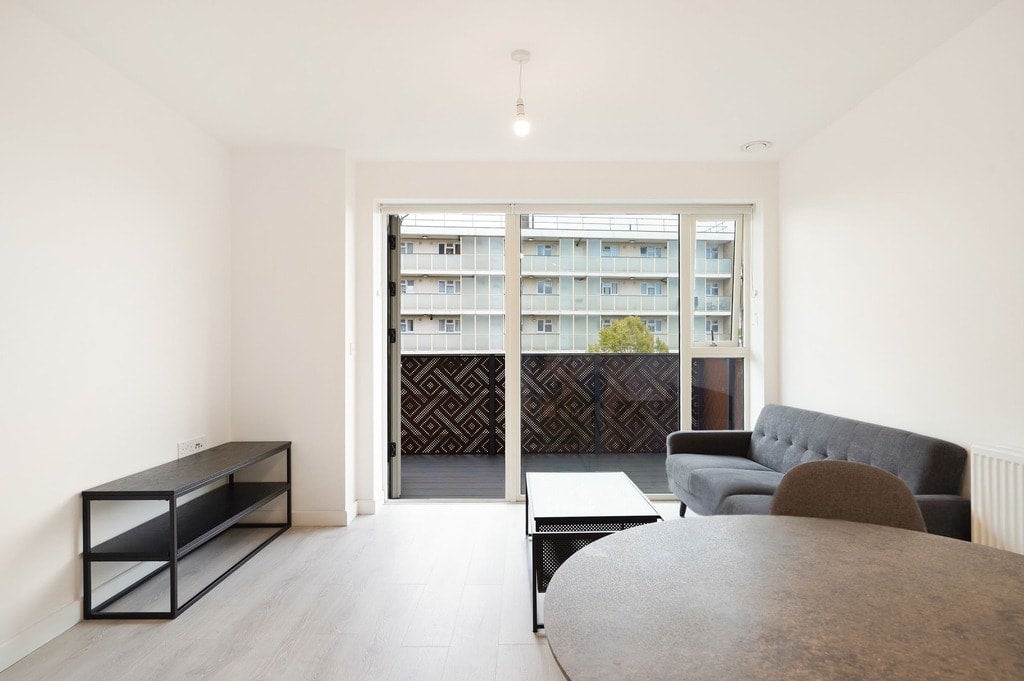 Flat East Acton Lane in Greater London