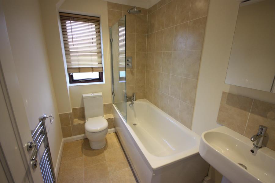 Flat Highclere in Guildford