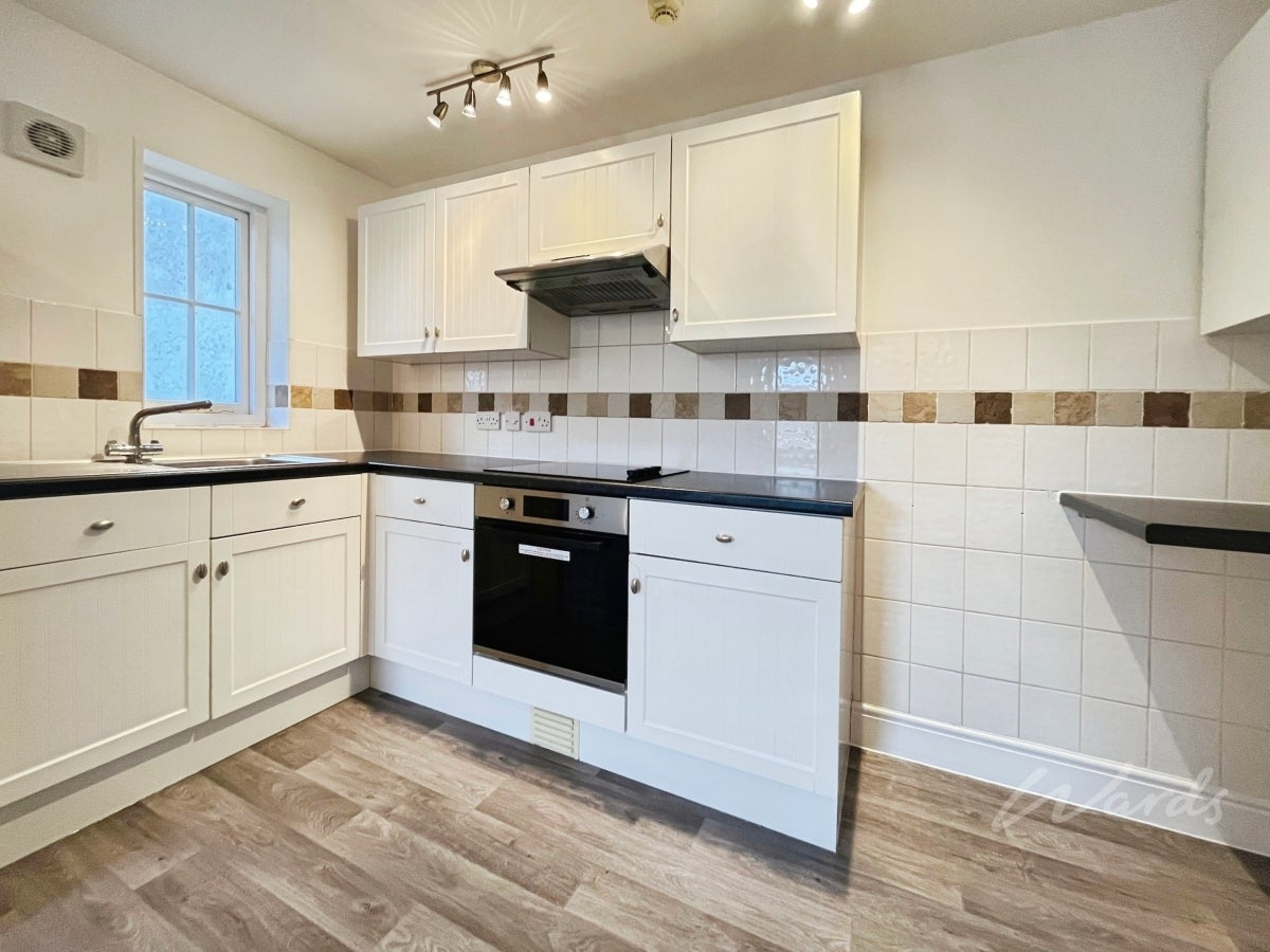 Flat Wacher Court in Canterbury