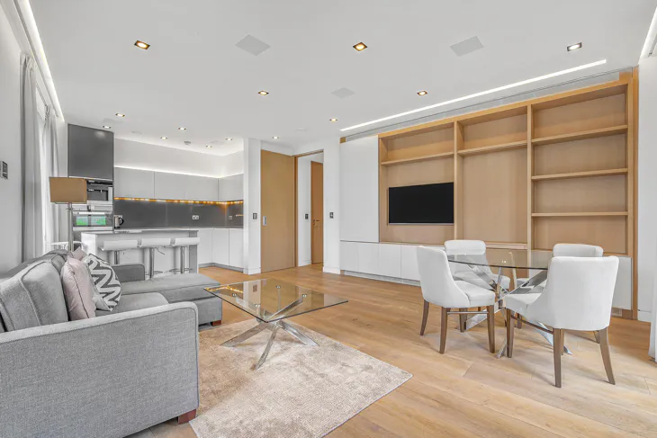 Flat Fair Street in Greater London