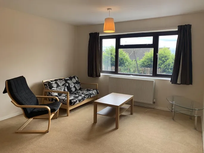 Flat Bramcote Lane in Nottingham