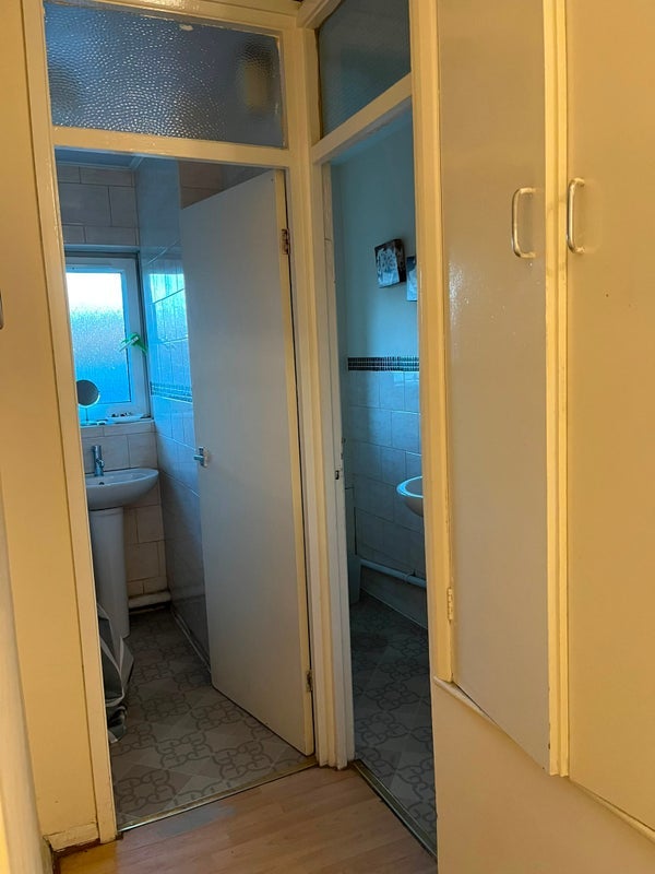 Room Mancroft Walk in Manchester