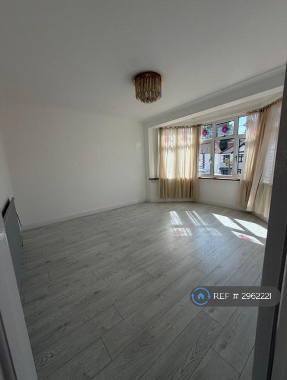 House Willow Walk in Greater London