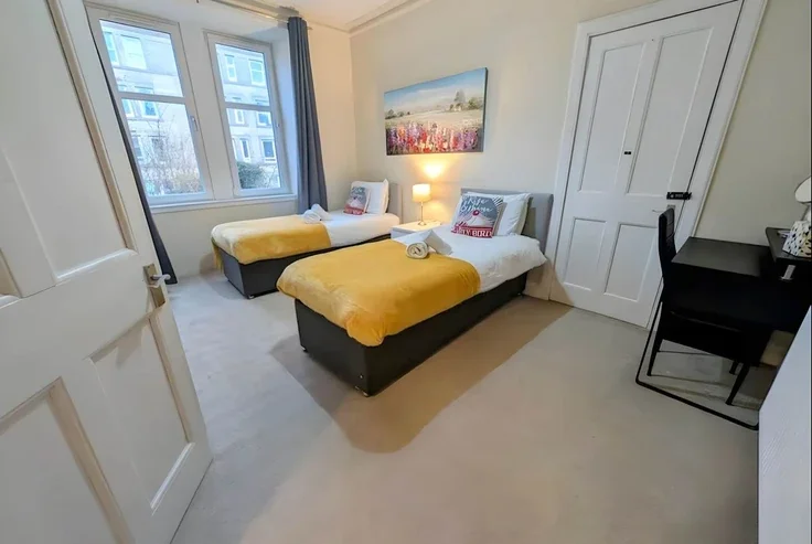 Flat Balcarres Street in City of Edinburgh