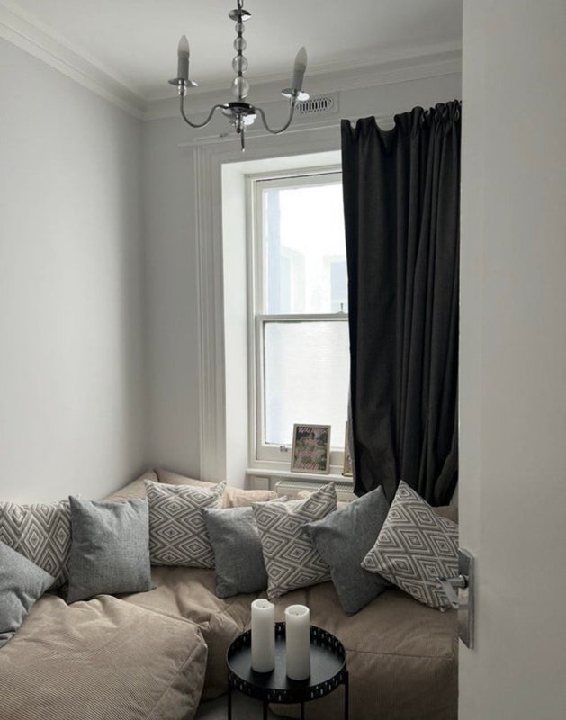Room Chapel Street in City of Westminster