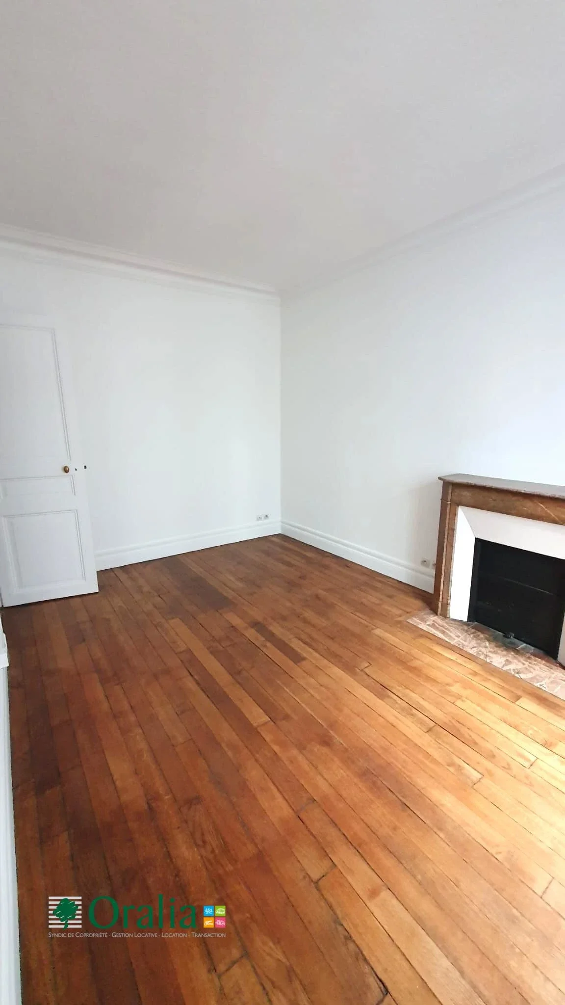 Appartement Rue du Faubourg Saint-Martin à Paris