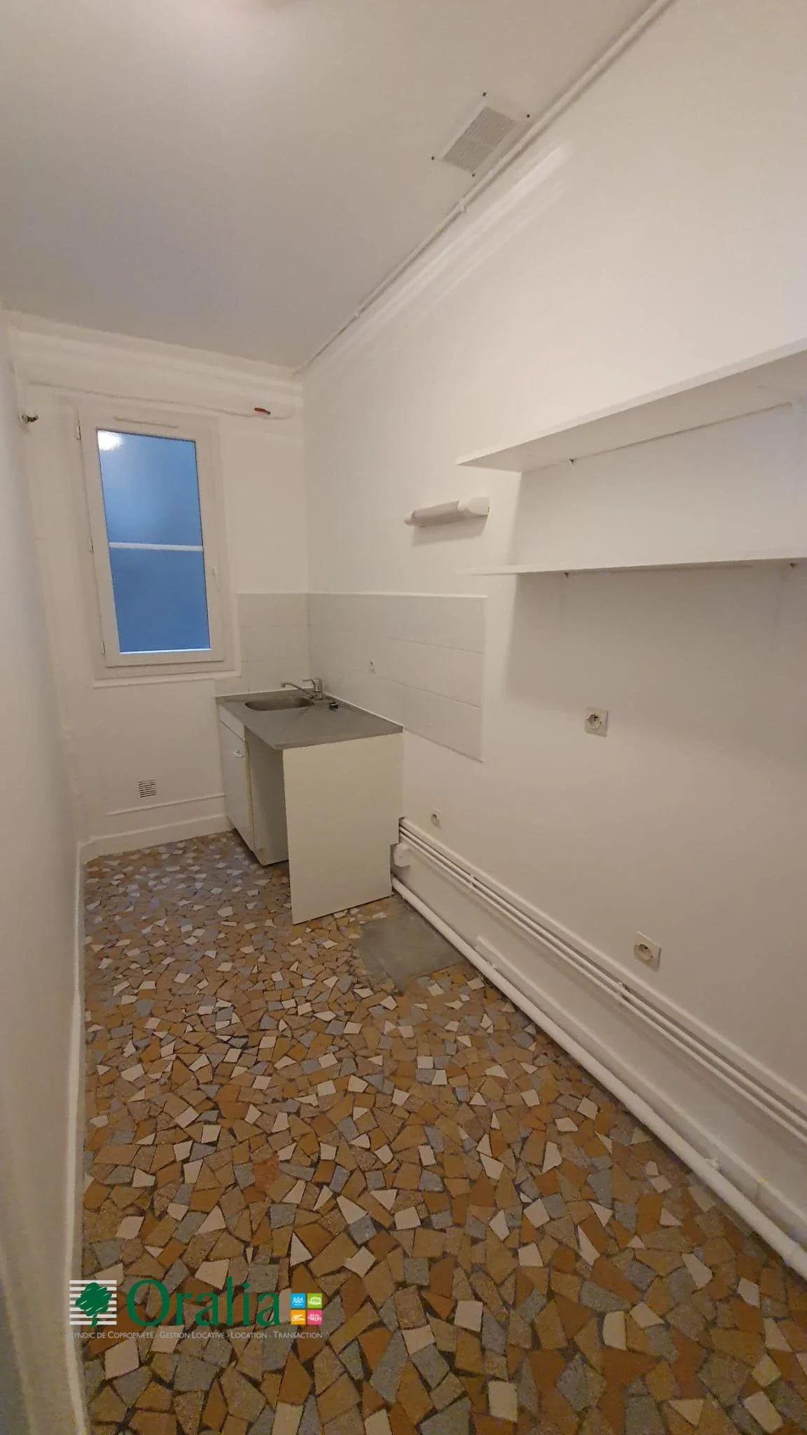 Appartement Rue du Faubourg Saint-Martin à Paris