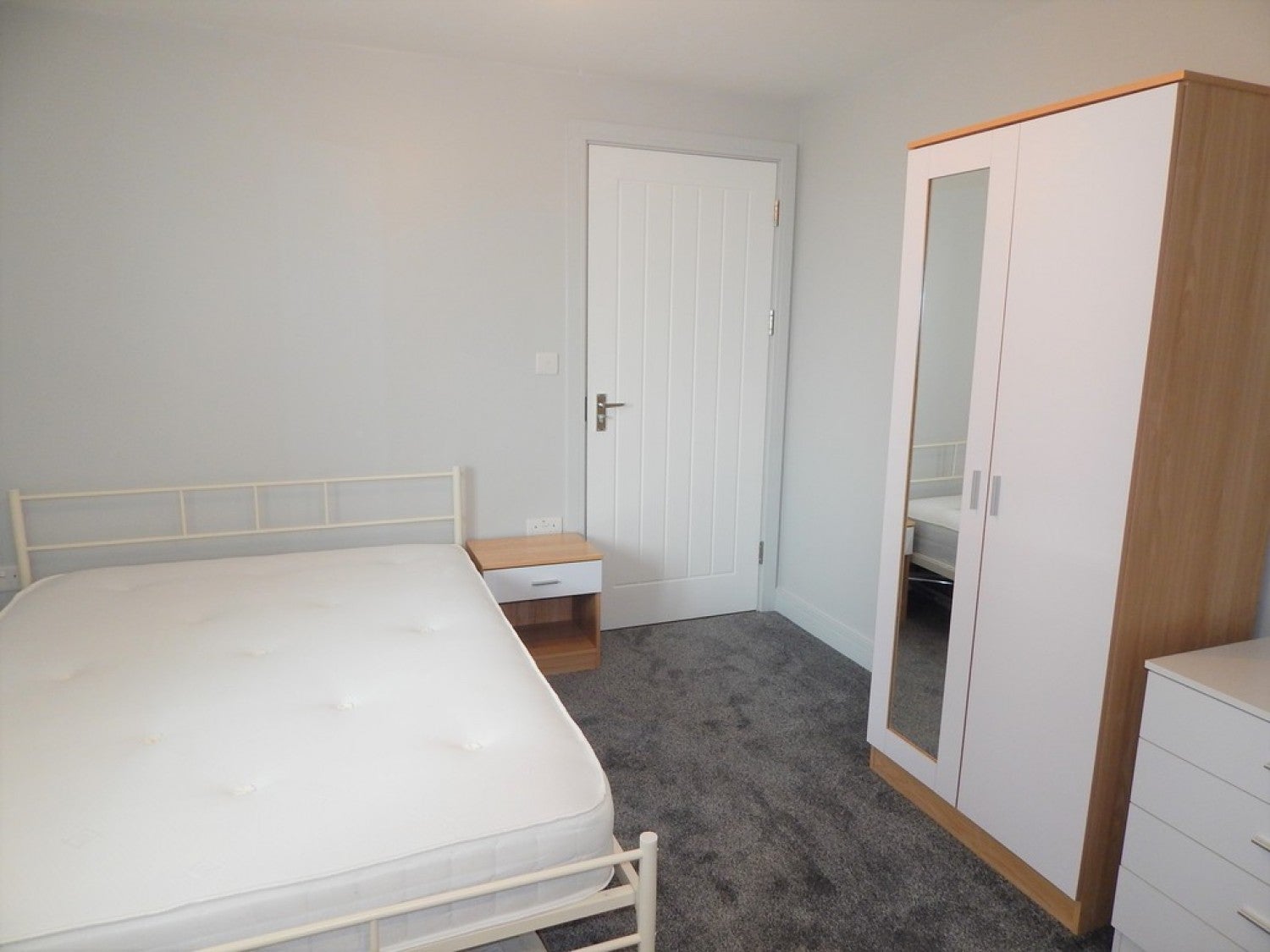 Room Hanney Road in Vale of White Horse