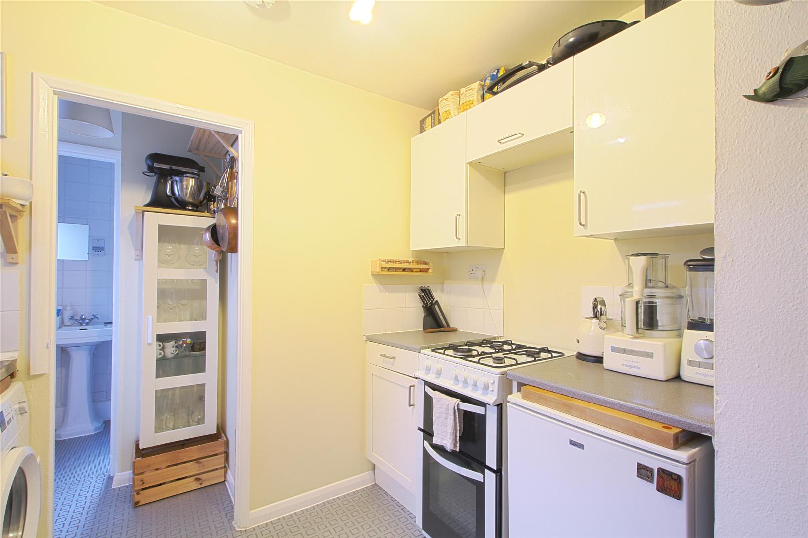 Flat Chesham Terrace in Greater London
