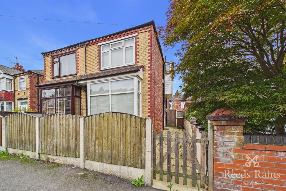 House Woodville Grove in Stockport