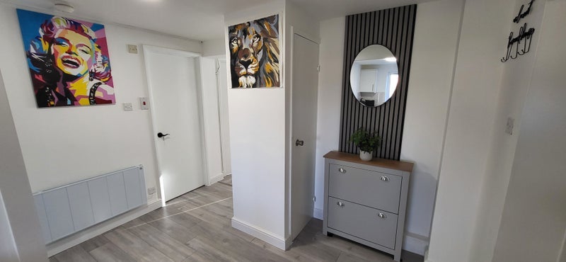 Room Ratho Drive in Glasgow