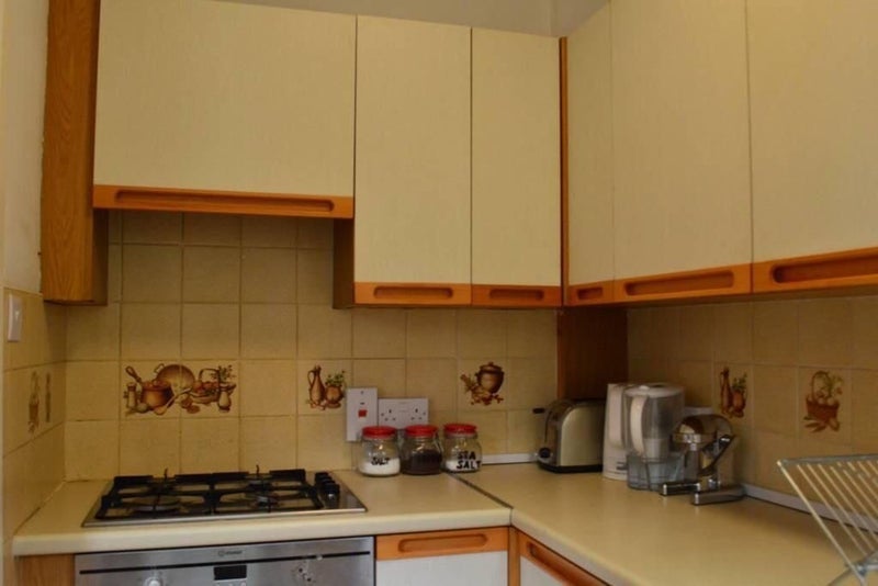 Room Cowick Road in Greater London