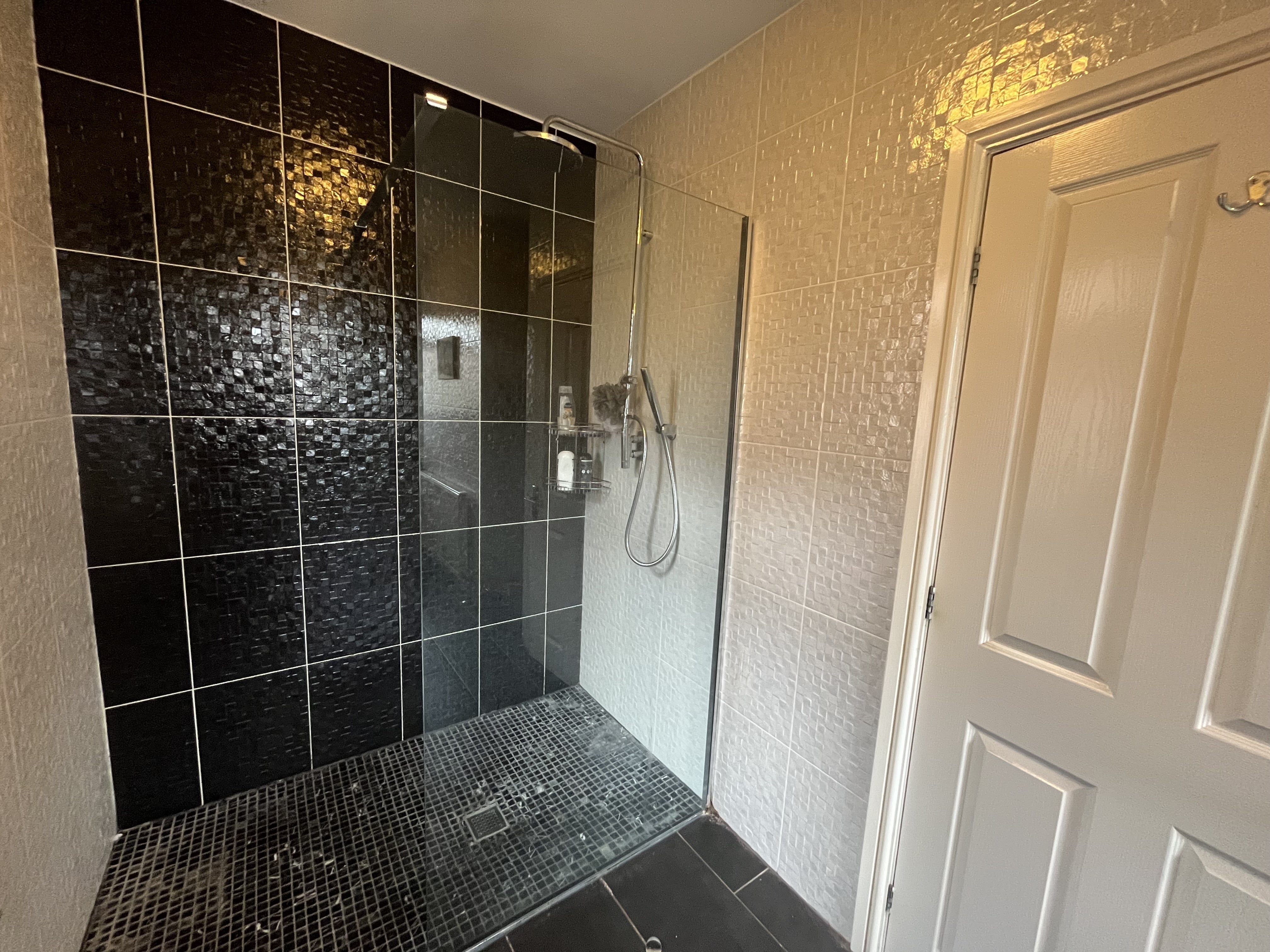 Room Sandford Road in Doncaster