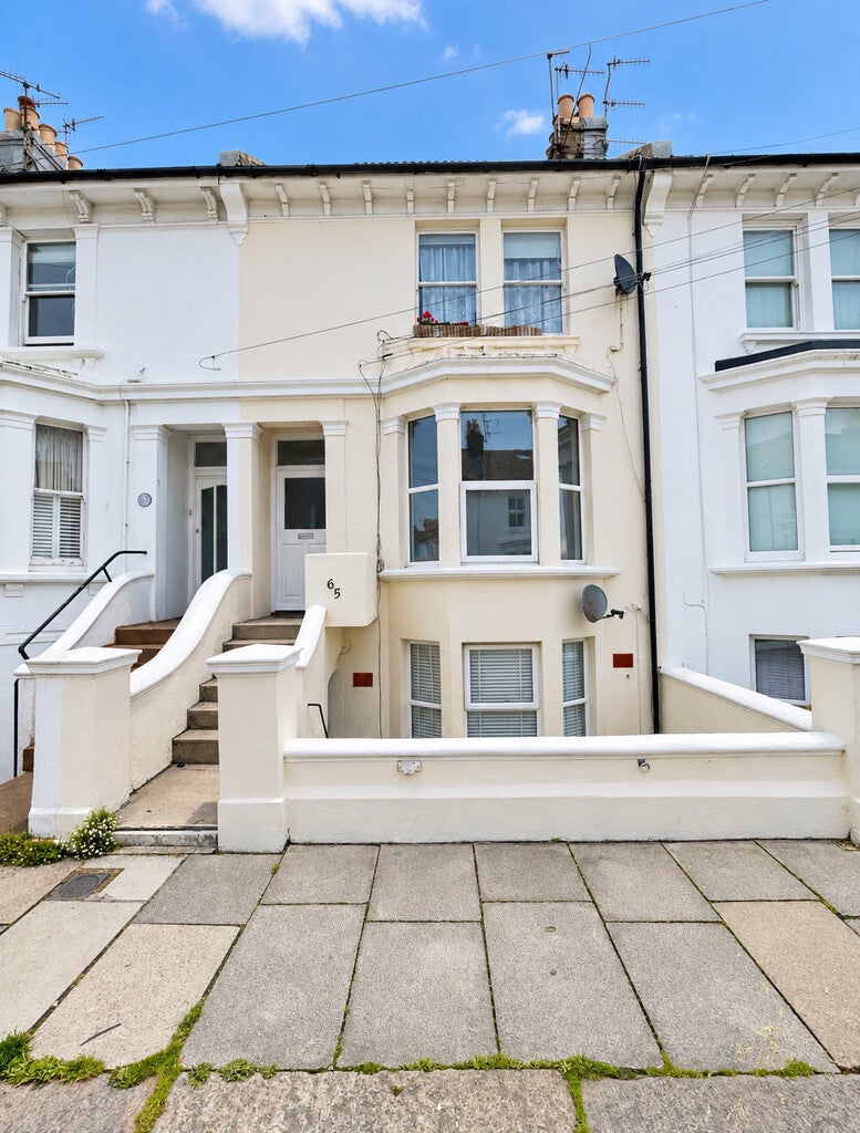 Flat Goldstone Road in Portslade by Sea