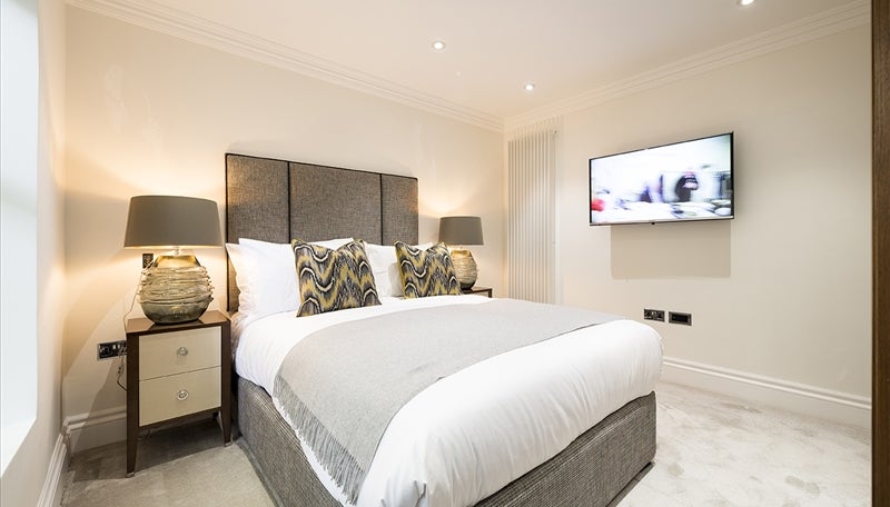 Flat Kensington Gardens Square in City of Westminster