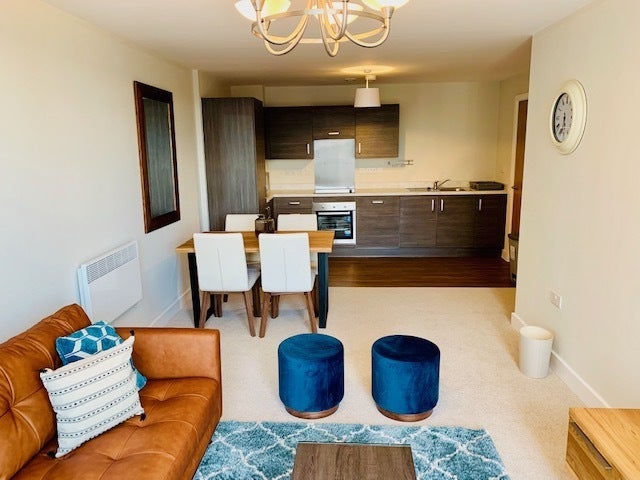 Flat Ordsall Lane in Salford