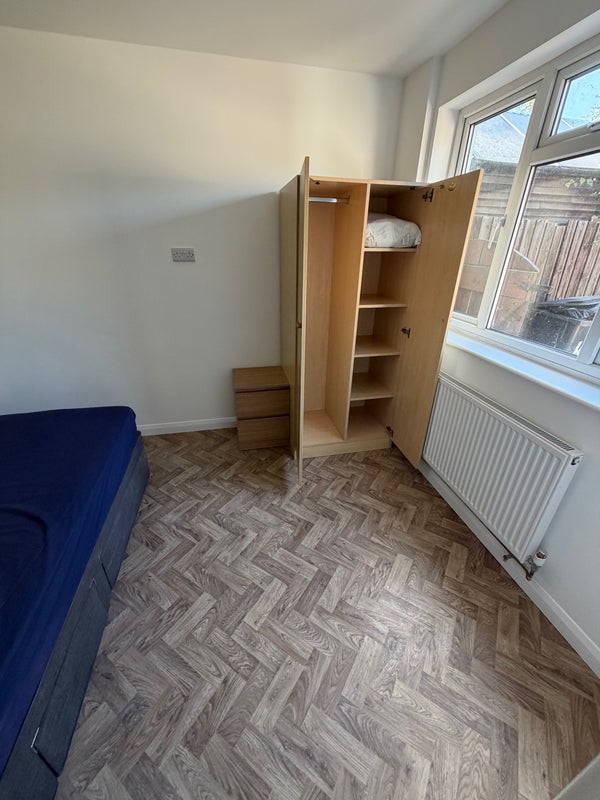 Room Shelley Road in Chelmsford