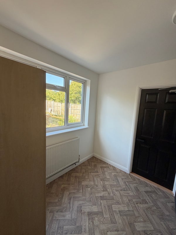 Room Shelley Road in Chelmsford
