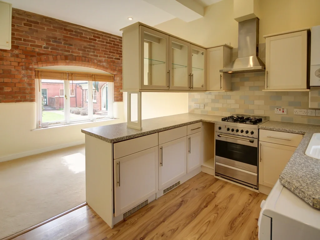 House Van Buren Place in Exeter