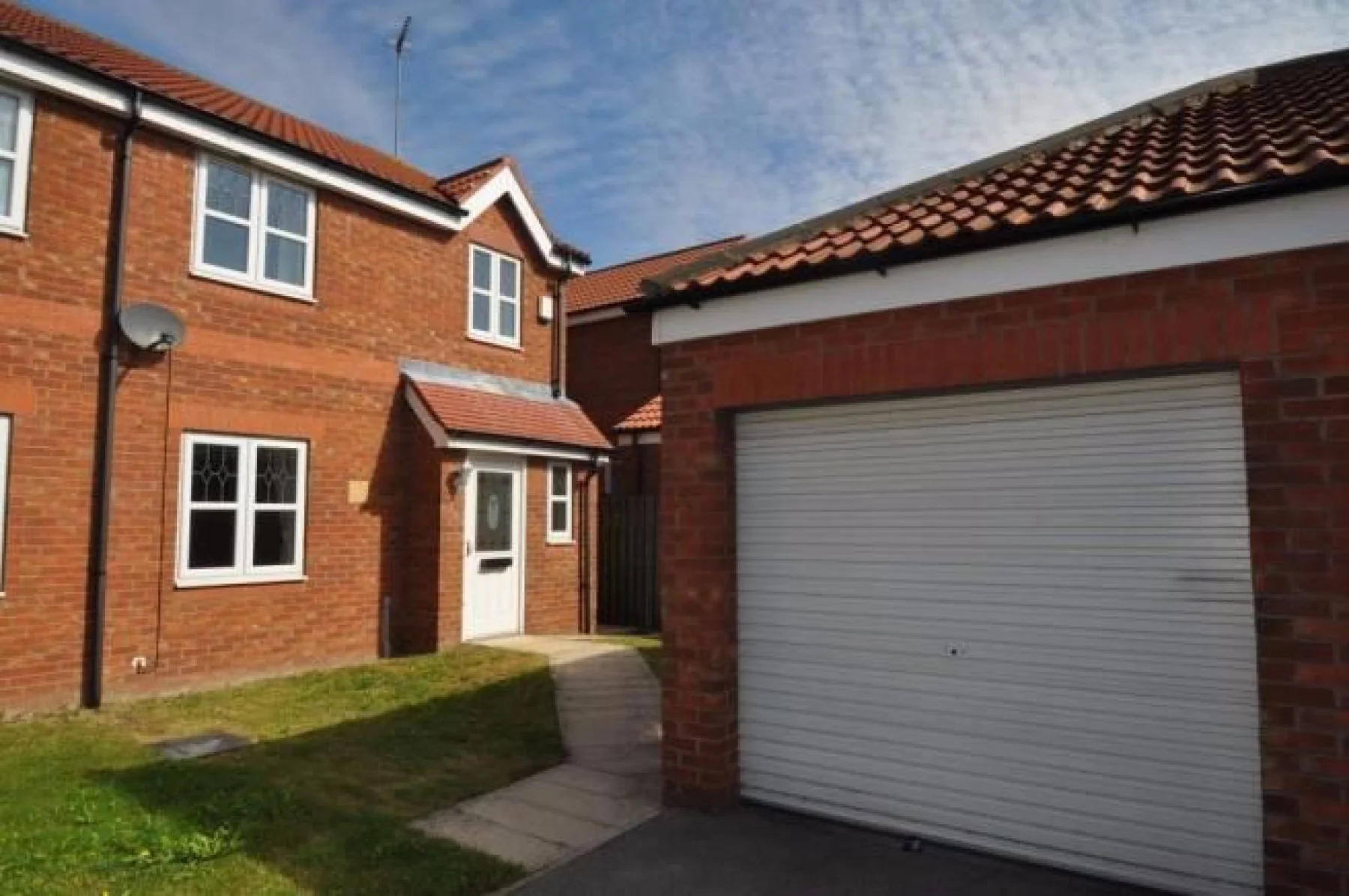 House Easter Wood Close in Sutton