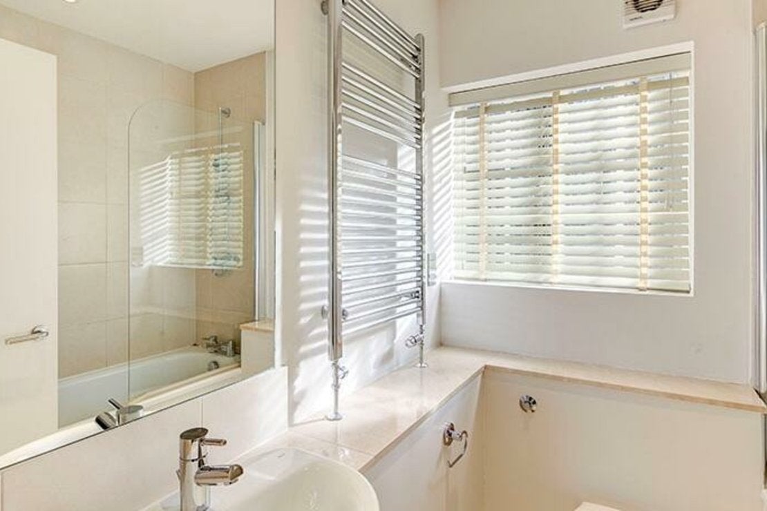Flat Fulham Road in Greater London