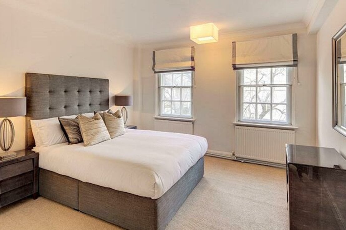 Flat Fulham Road in Greater London