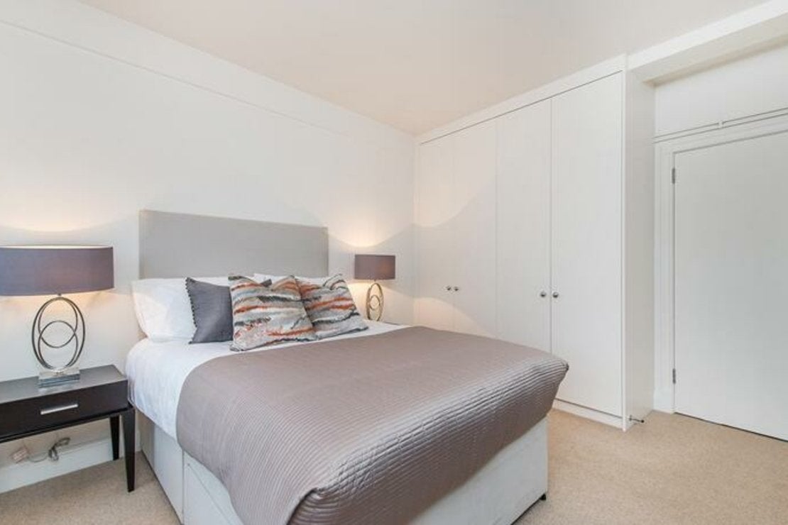 Flat Fulham Road in Greater London