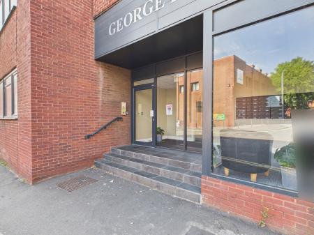 Flat George Street in Wakefield