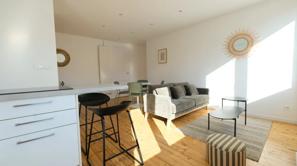 Appartement Place Jean Plotton à Saint-Étienne