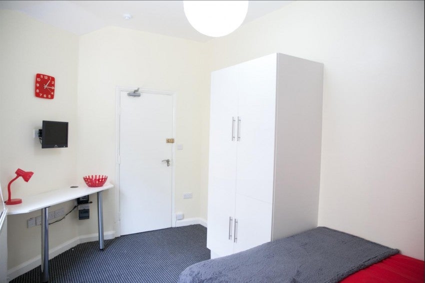 Room West Street in Leicester