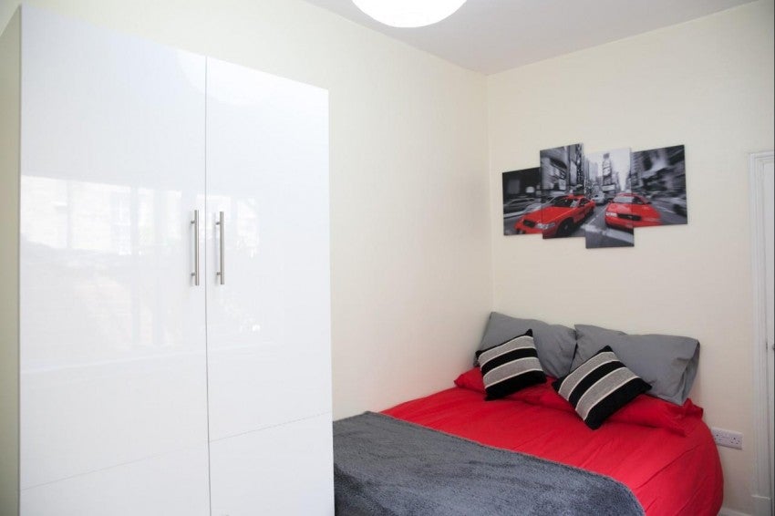 Room West Street in Leicester