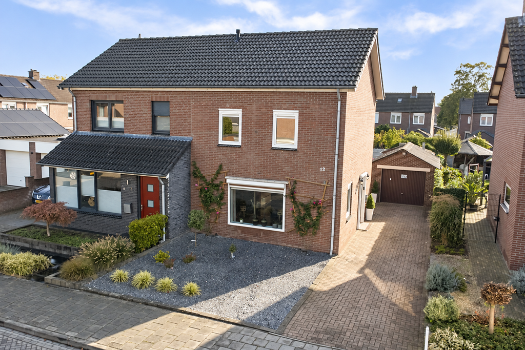 Huis Vlasstraat 12 in Grashoek