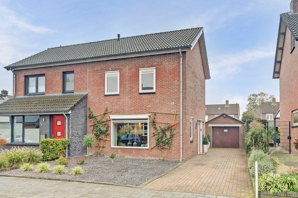 Huis Vlasstraat 12 in Grashoek