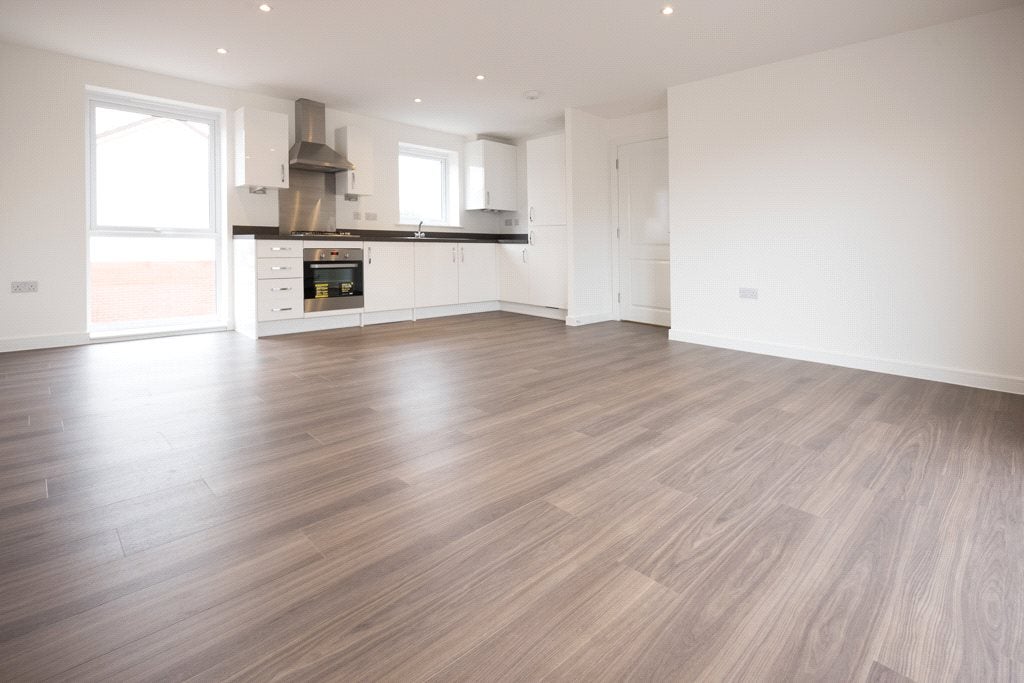 Flat Eighteen Acre Drive in Bristol